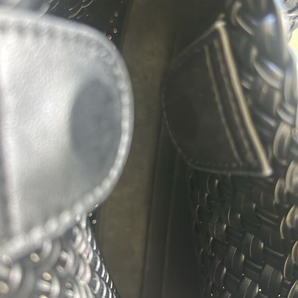 AH adorned Lauren Black | Woven Hobo Bag - Picture 6 of 7